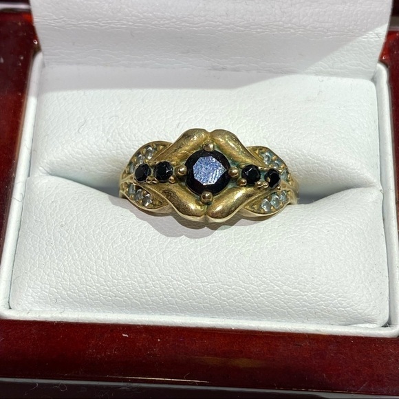 Gold Sterling Silver Vintage Sapphire Vintage SIZE 7 - Picture 1 of 17